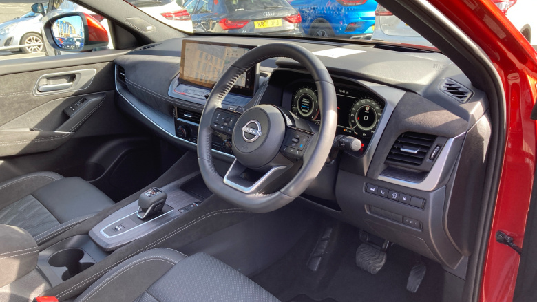 Nissan Qashqai 1.3 DiG-T MH 158 Tekna+ 5dr Xtronic Petrol Hatchback